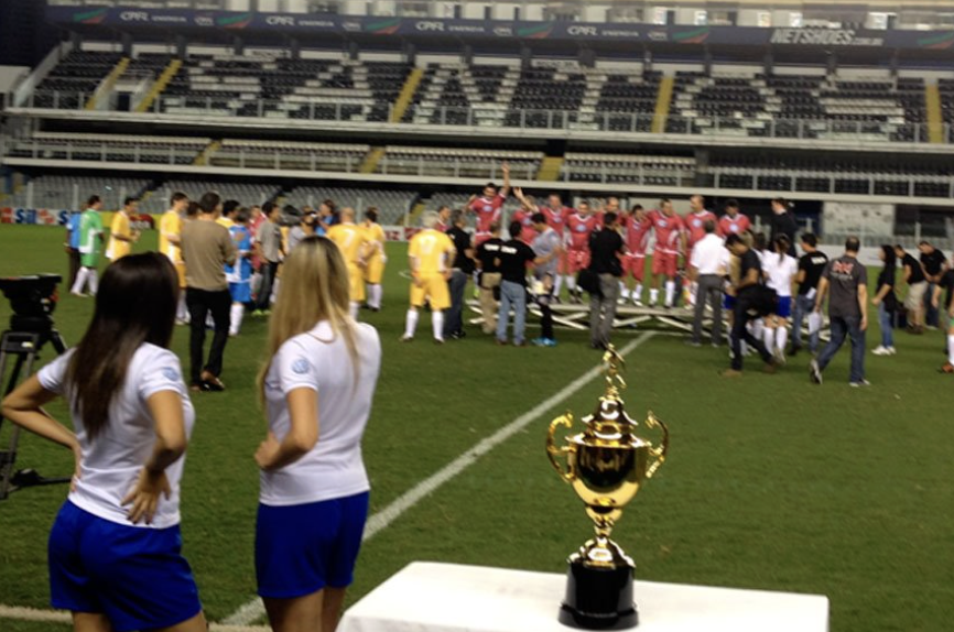 Copa Corporativa - troféu e celebração